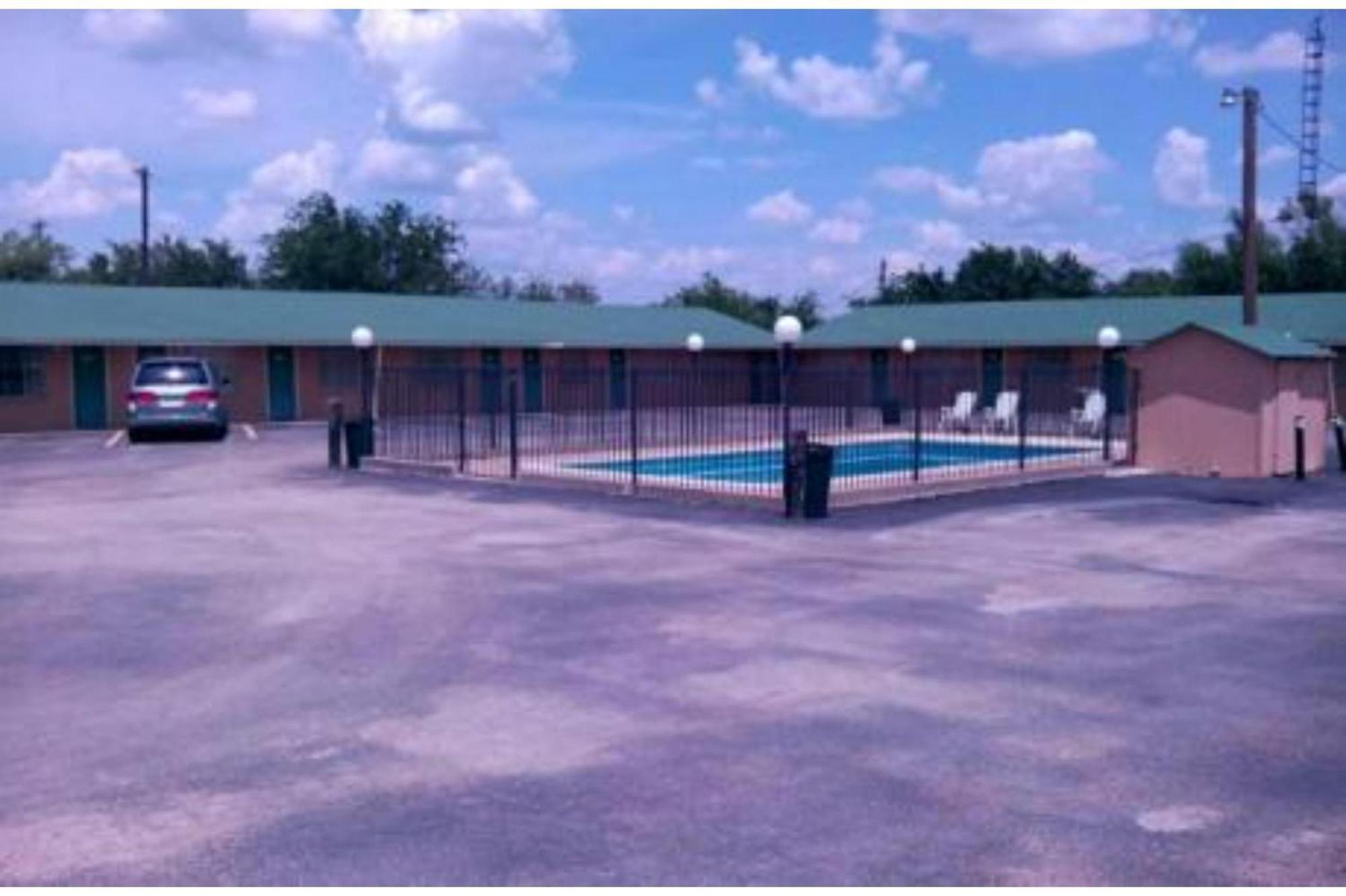 Western Inn Hamilton Εξωτερικό φωτογραφία